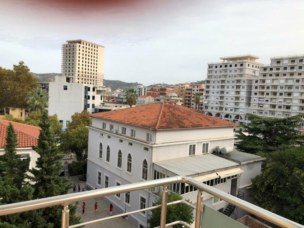 Center Apartment Vlorë Buitenkant foto